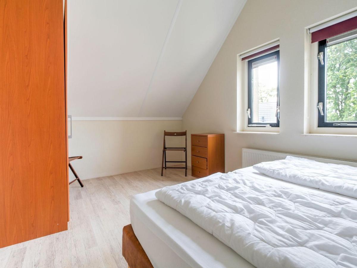 Serene Holiday Home In Gaasterl N Sleat Sondel Экстерьер фото