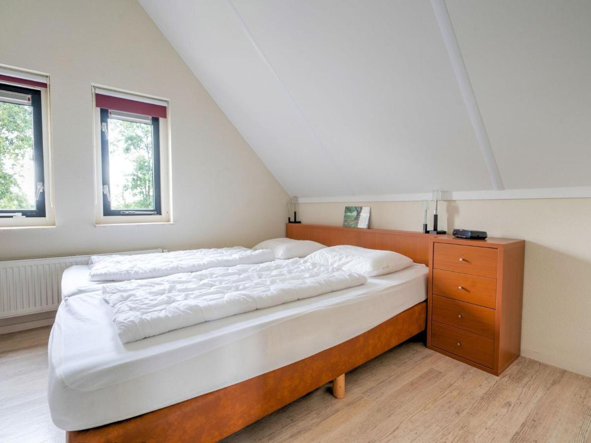 Serene Holiday Home In Gaasterl N Sleat Sondel Экстерьер фото